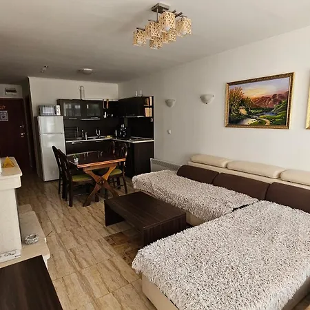 Pamporovo, Ski-in Ski-out, Harmony Apartment, Easy Lift Access * פמפורובו