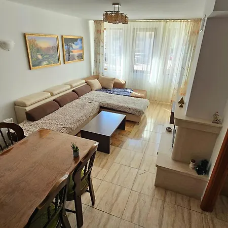 Pamporovo, Ski-in Ski-out, Harmony Apartment, Easy Lift Access